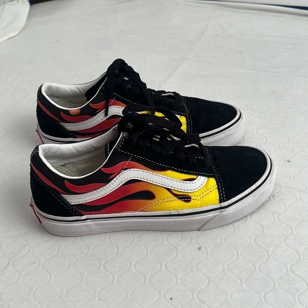 Vans Old School black multicolor flame low top skate sneakers